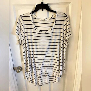 Maurice’s Women’s Size 2 Asymmetrical Hem Nautical Striped Top